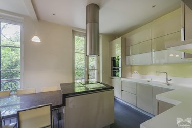 Maison a vendre Sèvres 92310 Hauts-de-Seine 300 m2 12 pièces 2095000 euros