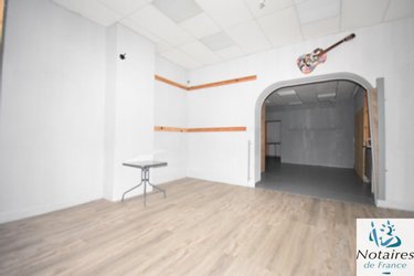 Location fonds et murs commerciaux Cambrai 59400 Nord 98 m2  1000 euros