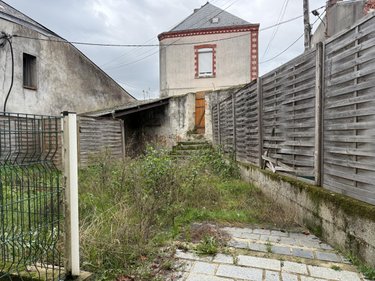 Immeuble a vendre Chemillé-en-Anjou 49120 Maine-et-Loire 210 m2  209600 euros