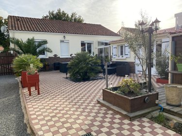 Maison a vendre Saint-Julien-des-Landes 85150 Vendée 184 m2 8 pièces 321300 euros