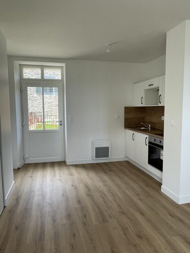 Location appartement Cancale 35260 Ille-et-Vilaine 36 m2 2 pièces 650 euros