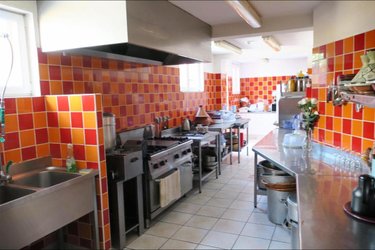 Immeuble a vendre Bourges 18000 Cher 241 m2  364000 euros