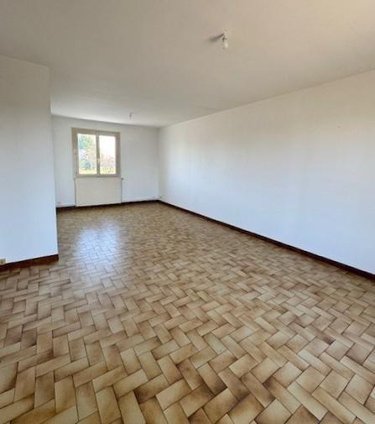 Maison a vendre Noyen-sur-Sarthe 72430 Sarthe 90 m2 4 pièces 142425 euros