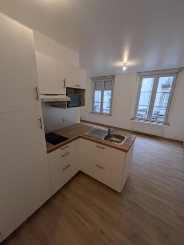 Location appartement Angers 49000 Maine-et-Loire 34 m2 2 pièces 590 euros