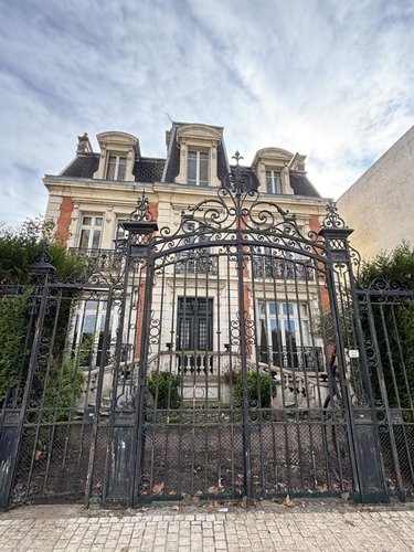 Maison a vendre Bourges 18000 Cher 345 m2 13 pièces 440000 euros