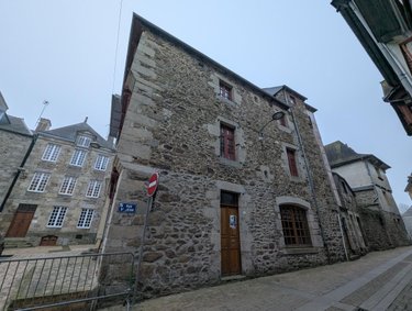 Immeuble a vendre Lamballe-Armor 22400 Côtes-d'Armor 243 m2  627000 euros