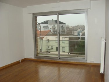 Location appartement Hénin-Beaumont 62110 Pas-de-Calais 55 m2 2 pièces 600 euros