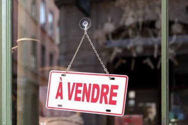 Fonds et murs commerciaux a vendre La Roche-sur-Yon 85000 Vendée 116 m2  333015 euros