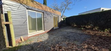 Fonds et murs commerciaux a vendre Questembert 56230 Morbihan 100 m2  180200 euros