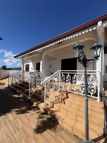 Maison a vendre Saint-Denis 97400 Réunion 270 m2 9 pièces 346100 euros