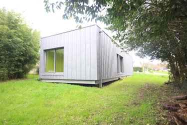 Fonds et murs commerciaux a vendre Quéven 56530 Morbihan 129 m2  260920 euros