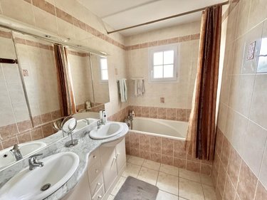 Maison a vendre Mauges-sur-Loire 49620 Maine-et-Loire 138 m2 5 pièces 309920 euros