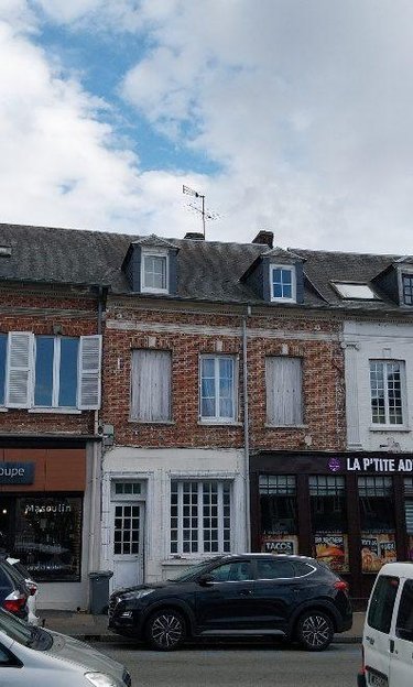 Immeuble a vendre Le Neubourg 27110 Eure 250 m2  365700 euros