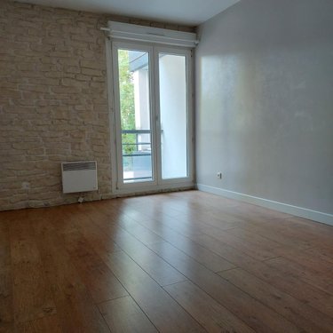 Location appartement Reims 51100 Marne 48 m2 2 pièces 715 euros