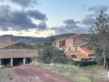 Maison a vendre Octon 34800 Hérault 293 m2 12 pièces 1566000 euros