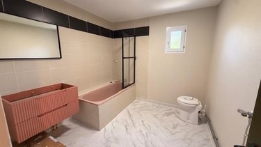 Location maison Château-Gontier-sur-Mayenne 53200 Mayenne 101 m2 6 pièces 830 euros