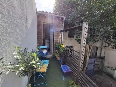 Appartement a vendre Saintes 17100 Charente-Maritime 54 m2 2 pièces 105000 euros