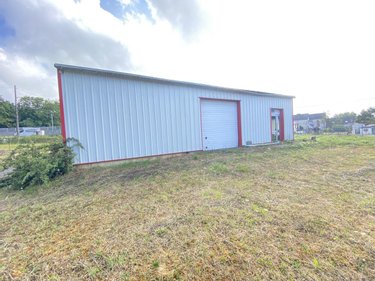 Fonds et murs commerciaux a vendre Saint-Caradec 22600 Côtes-d'Armor 120 m2  73710 euros