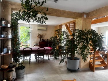 Maison a vendre Saint-Germain-du-Puy 18390 Cher 280 m2 7 pièces 390000 euros