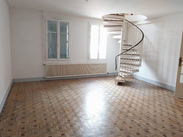 Immeuble a vendre Le Neubourg 27110 Eure 250 m2  285000 euros