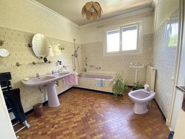 Maison a vendre Loudéac 22600 Côtes-d'Armor 245 m2 8 pièces 358800 euros