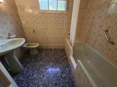 Maison a vendre Saintes 17100 Charente-Maritime 119 m2 4 pièces 215086 euros