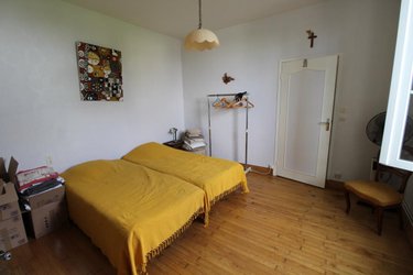 Maison a vendre Saintes 17100 Charente-Maritime 151 m2 8 pièces 209840 euros