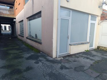 Fonds et murs commerciaux a vendre Béthune 62400 Pas-de-Calais 117 m2  100000 euros
