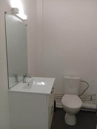 Location appartement Reims 51100 Marne 18 m2 1 pièce 420 euros
