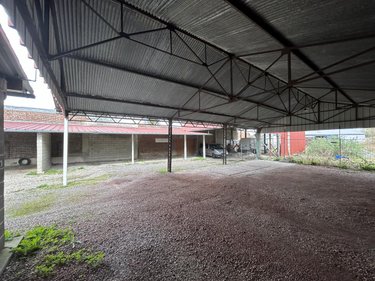Garage et parking a vendre Corbie 80800 Somme 856 m2  125000 euros