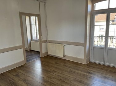 Location appartement Dole 39100 Jura 44 m2  575 euros