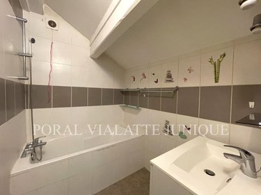 Maison a vendre Saint-Rambert-en-Bugey 01230 Ain 137 m2 7 pièces 160000 euros