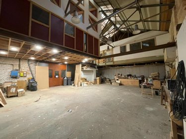 Fonds et murs commerciaux a vendre Roubaix 59100 Nord 290 m2  158500 euros