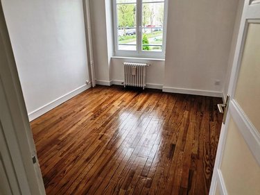 Location appartement Falaise 14700 Calvados 90 m2 4 pièces 766 euros