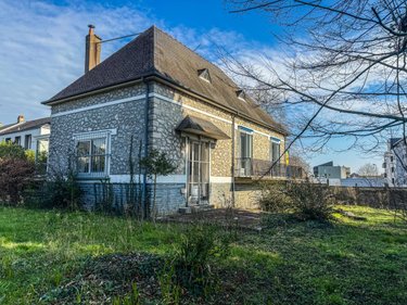 Maison a vendre Angers 49000 Maine-et-Loire 167 m2 8 pièces 492560 euros