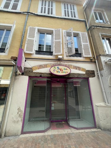 Fonds et murs commerciaux a vendre Bourg-en-Bresse 01000 Ain 66 m2  95000 euros