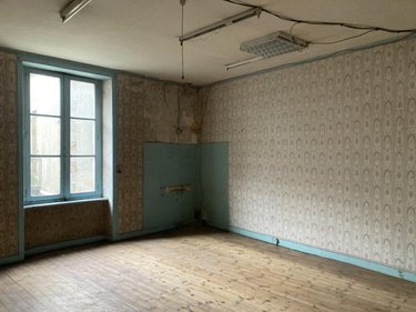 Immeuble a vendre Ernée 53500 Mayenne 210 m2  73600 euros