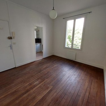 Location appartement Reims 51100 Marne 18 m2 1 pièce 450 euros