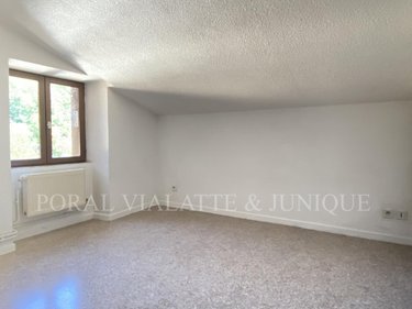 Location appartement Saint-Denis-en-Bugey 01500 Ain 31 m2 2 pièces 520 euros