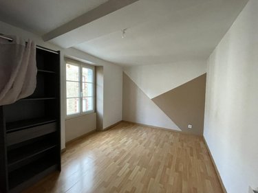 Location maison Nuillé-sur-Vicoin 53970 Mayenne 105 m2 5 pièces 650 euros