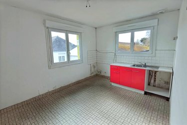 Maison a vendre Malguénac 56300 Morbihan 250 m2  137800 euros