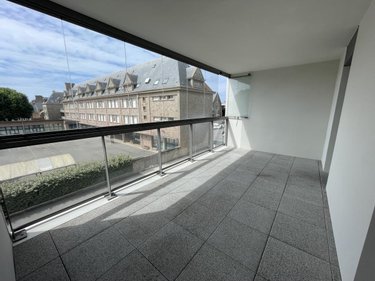 Location appartement Saint-Malo 35400 Ille-et-Vilaine 63 m2  889 euros