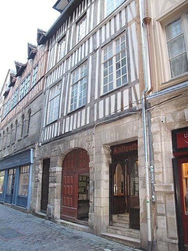 Location fonds et murs commerciaux Rouen 76000 Seine-Maritime 10 m2  440 euros