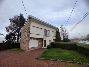 Fonds et murs commerciaux a vendre Maubeuge 59600 Nord 98 m2  363700 euros