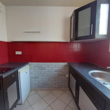 Location appartement Reims 51100 Marne 48 m2 2 pièces 685 euros