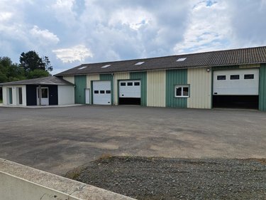 Fonds et murs commerciaux a vendre Kermaria-Sulard 22450 Côtes-d'Armor 498 m2  364000 euros