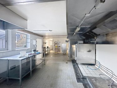 Immeuble a vendre Plouhinec 56680 Morbihan 372 m2  602320 euros