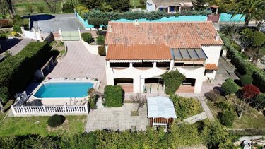 Maison a vendre Fréjus 83600 Var 215 m2 6 pièces 546000 euros