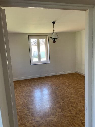 Location maison Saint-Loup 39120 Jura 85 m2 3 pièces 545 euros