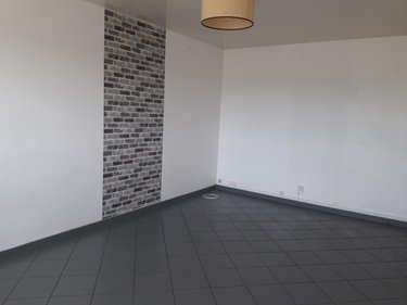 Location appartement Laval 53000 Mayenne 73 m2  730 euros